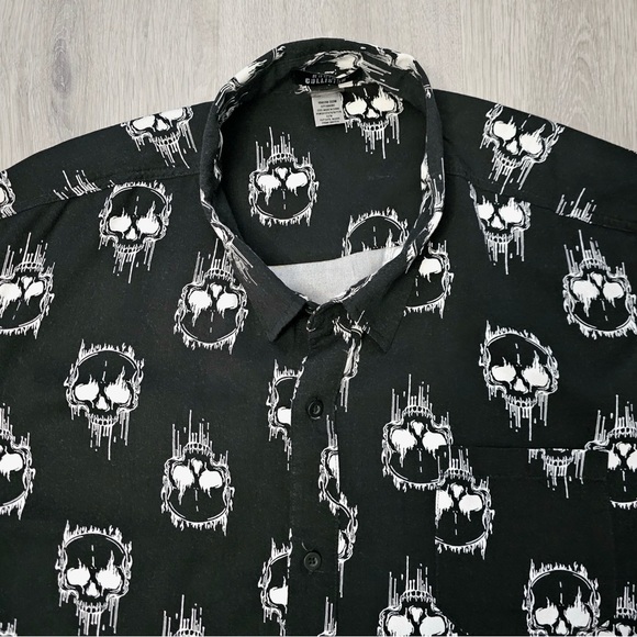 Men’s Social Collision Black Short Sleeve Shirt Size 3XL - Picture 3 of 9